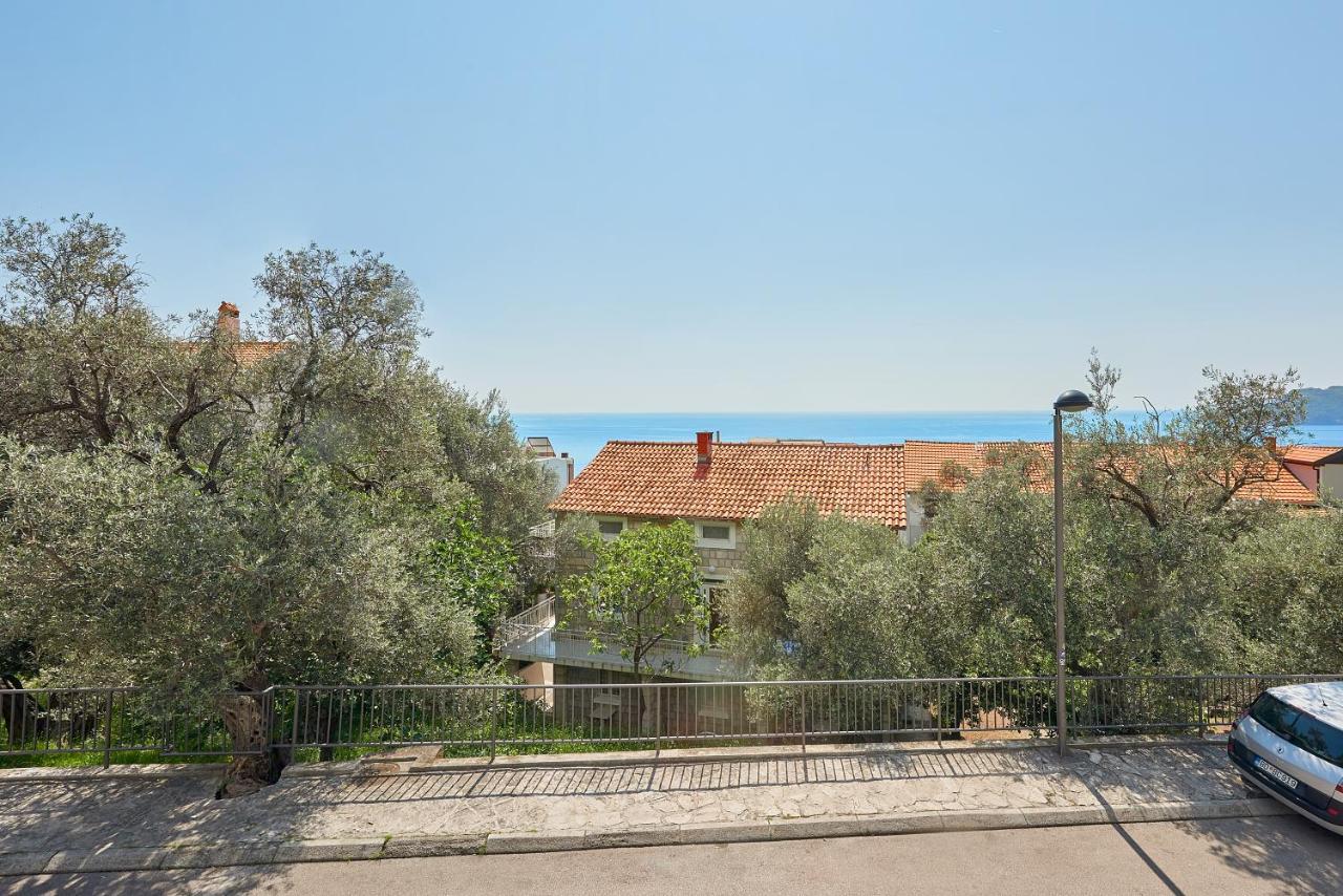 Apartmani Kuca U Maslinama Sveti Stefan Exteriör bild