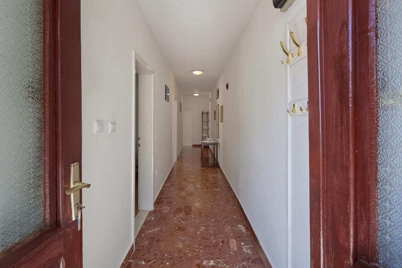 Apartmani Kuca U Maslinama Sveti Stefan Exteriör bild